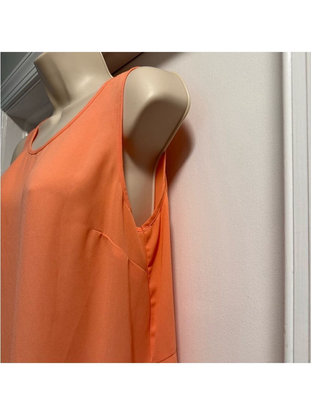 Mossimo Orange Split Back Tank Top M | Flowy Lightweight Summer Top - Picture 5 of 15
